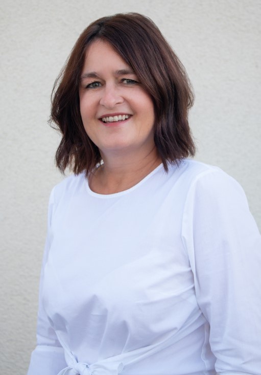 Dr. Andrea Hannesschläger